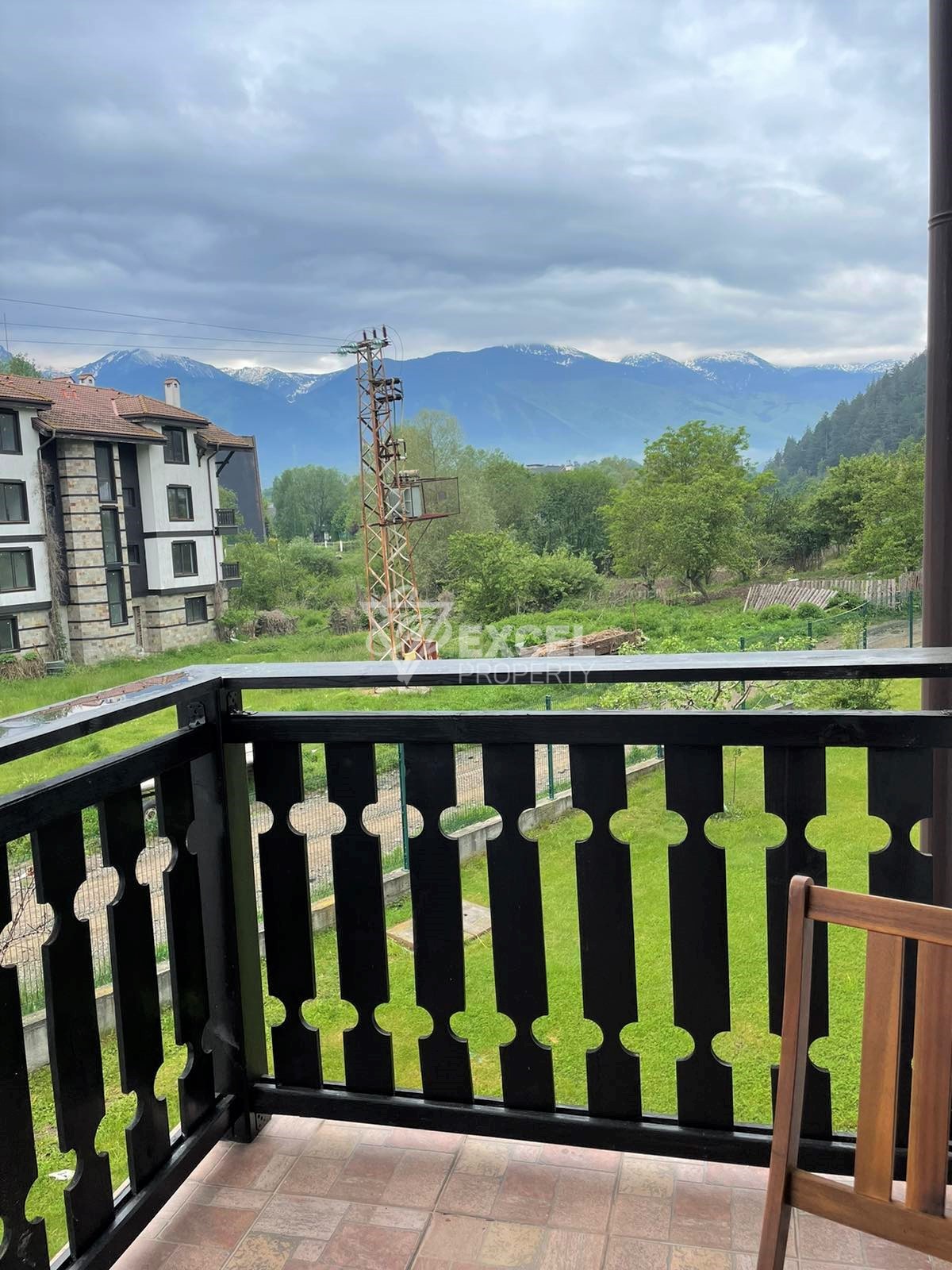 New furniture! One-bedroom apartment for sale in the hotel complex ”3 Mountains”