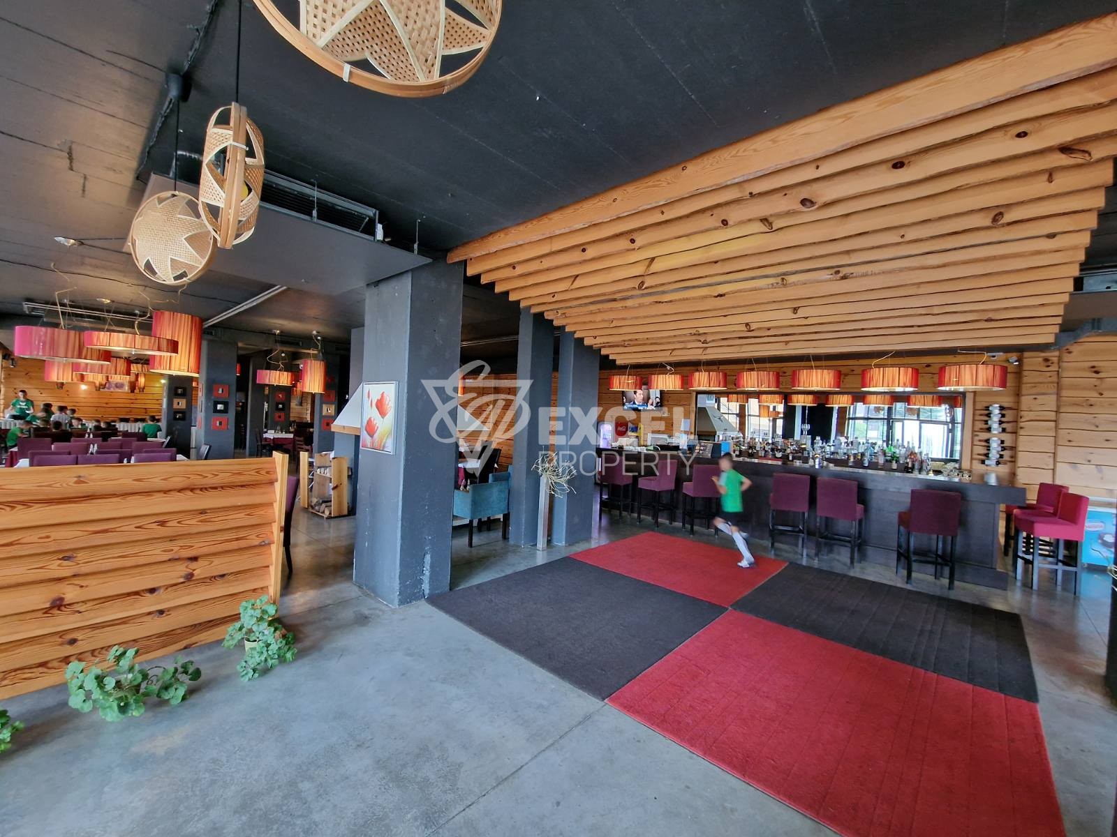 A beautiful one-bedroom apartment for sale in a year-round complex with a low maintenance fee, next to Razlog