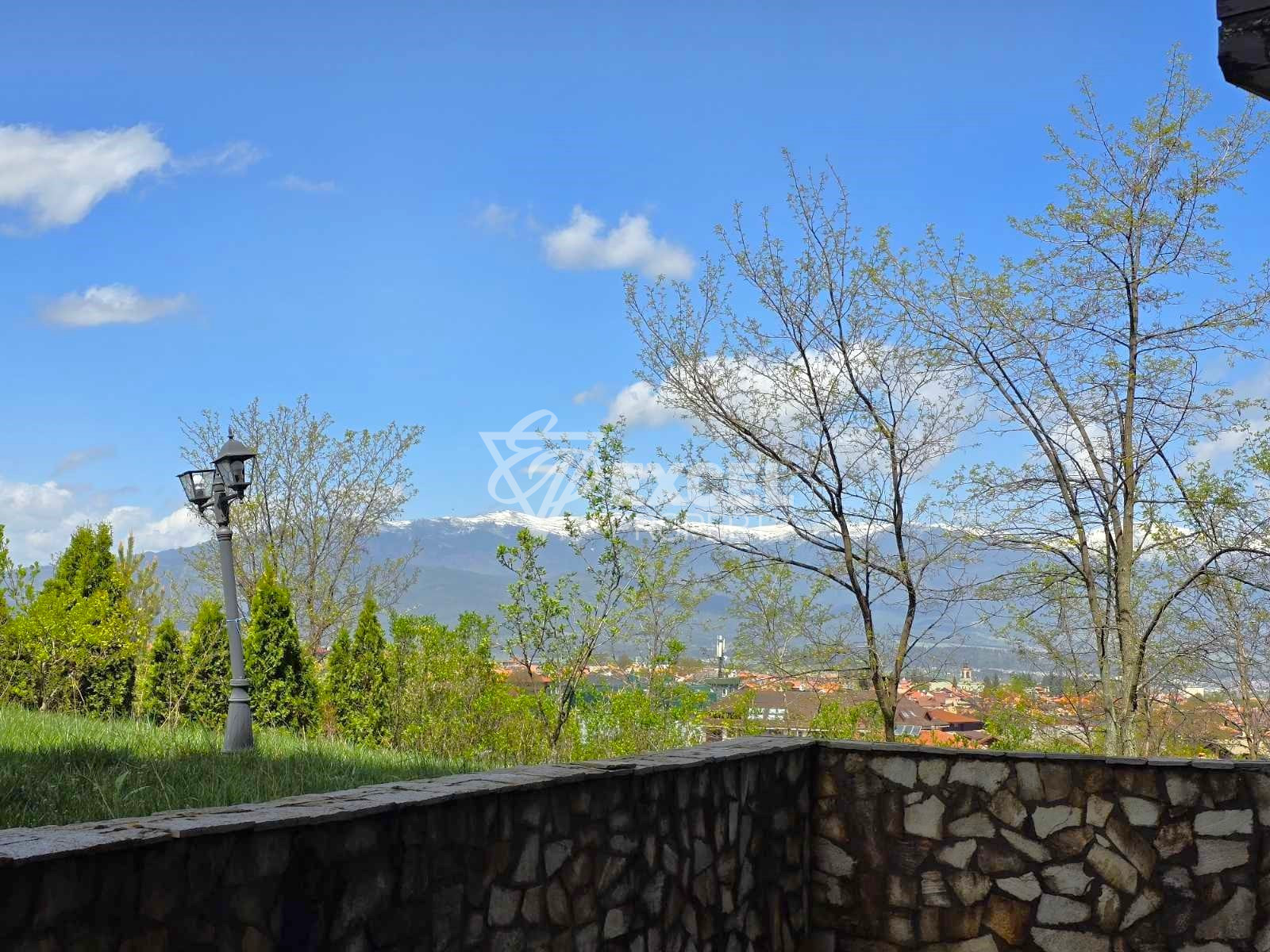 One-bedroom apartment on the ground floor for sale in the All Seasons Club complex, Bansko