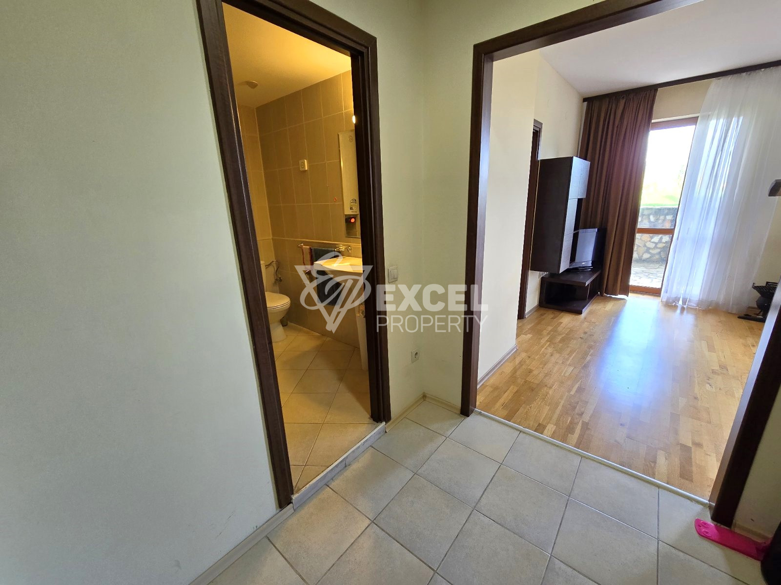One-bedroom apartment on the ground floor for sale in the All Seasons Club complex, Bansko