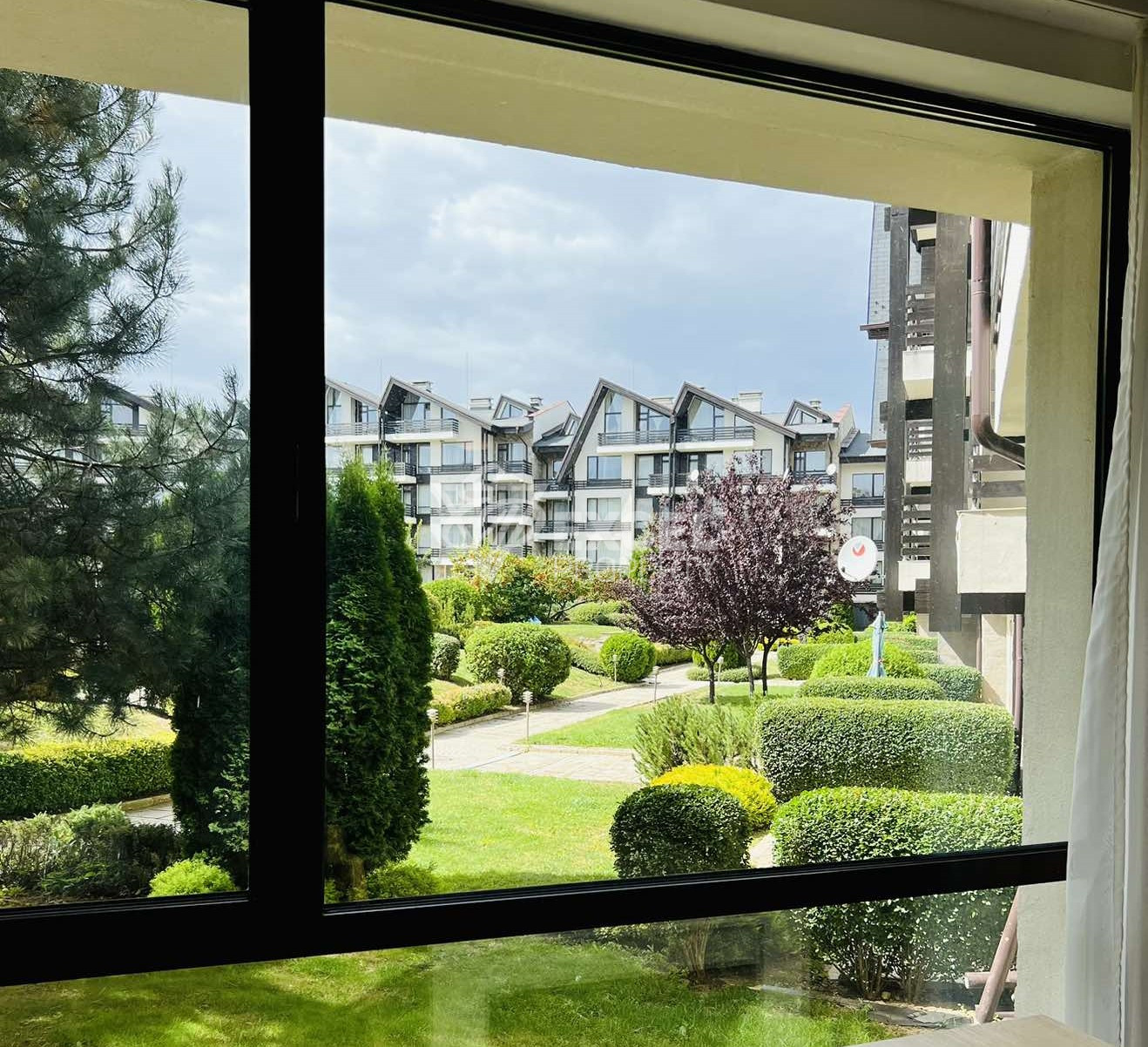 Luxuriously furnished studio in a year-round complex next to Pirin Golf