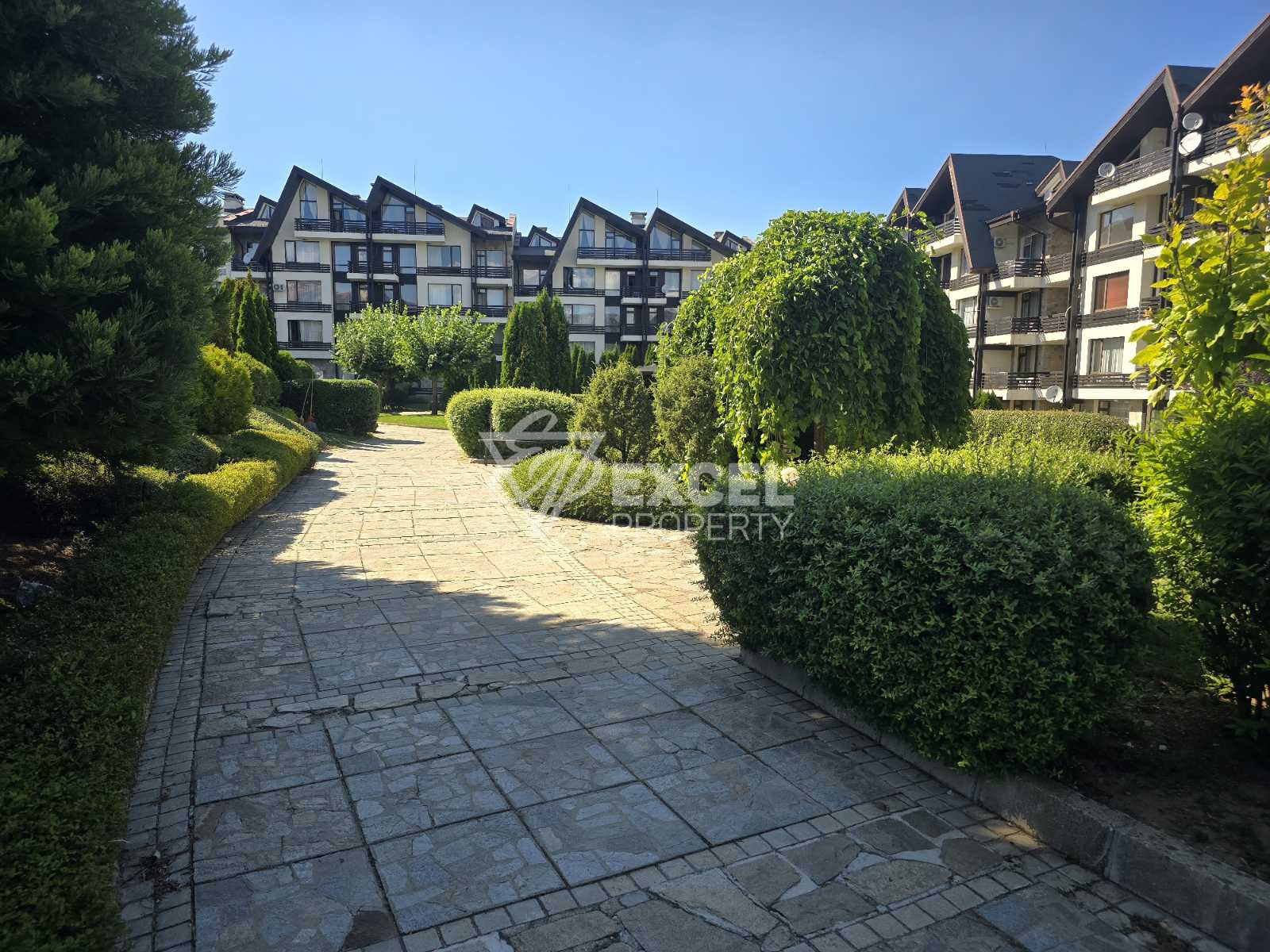 Small one-bedroom apartment for sale in the year-round complex Aspen Golf, Razlog