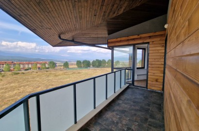 Spacious one-bedroom apartment for sale in Aspen Heights complex next to Pirin Golf