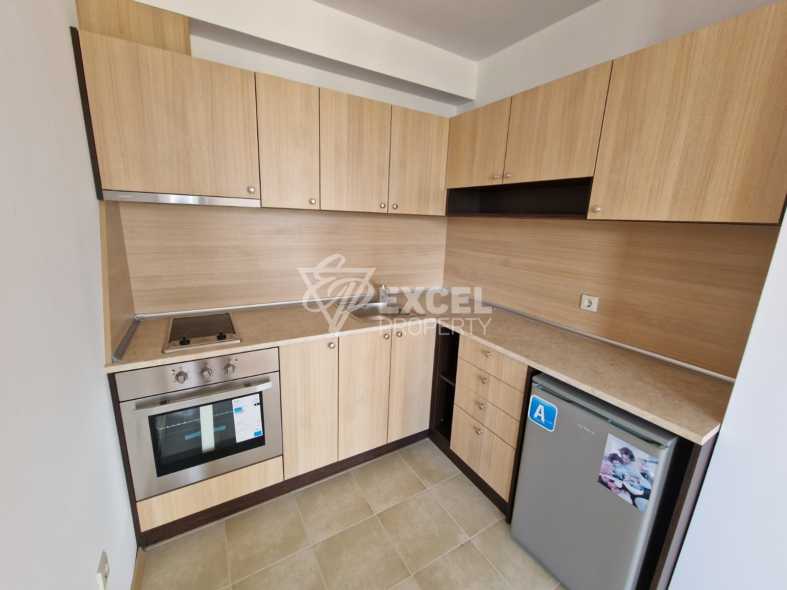 Spacious one-bedroom apartment for sale in Aspen Heights complex next to Pirin Golf