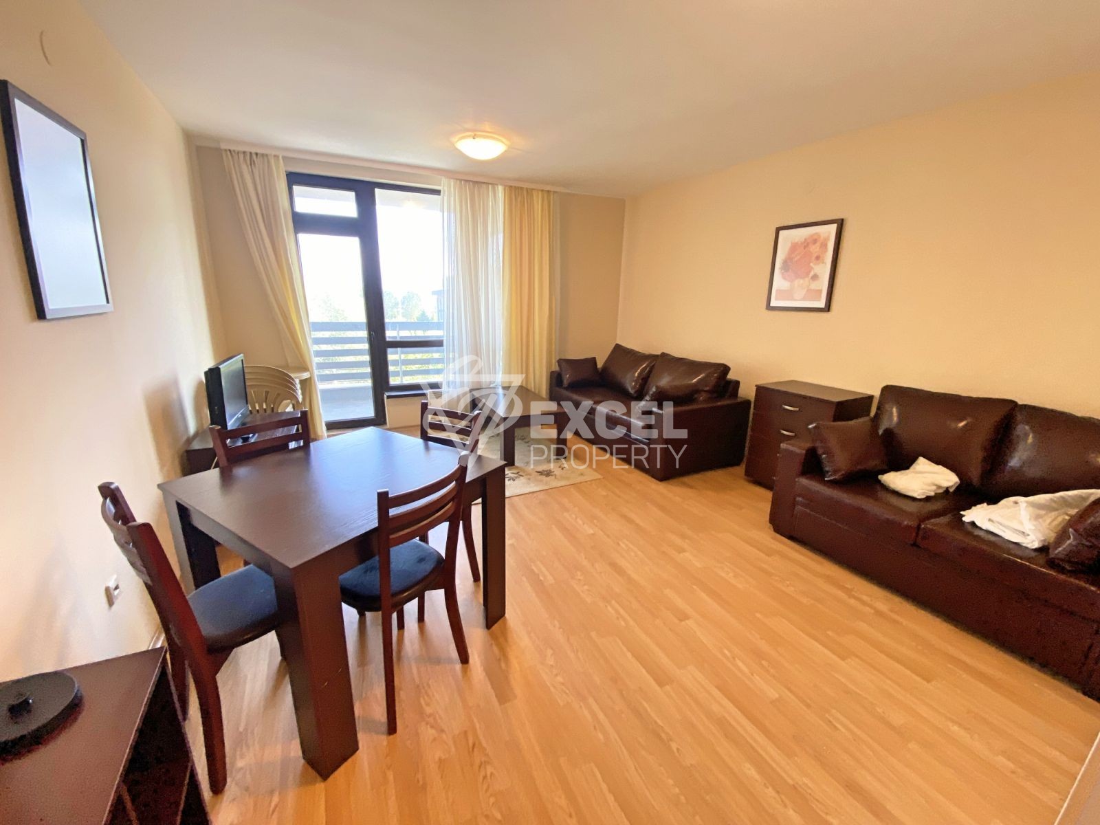 Spacious studio with terrace for sale in Aspen Suites, next to Pirin Golf