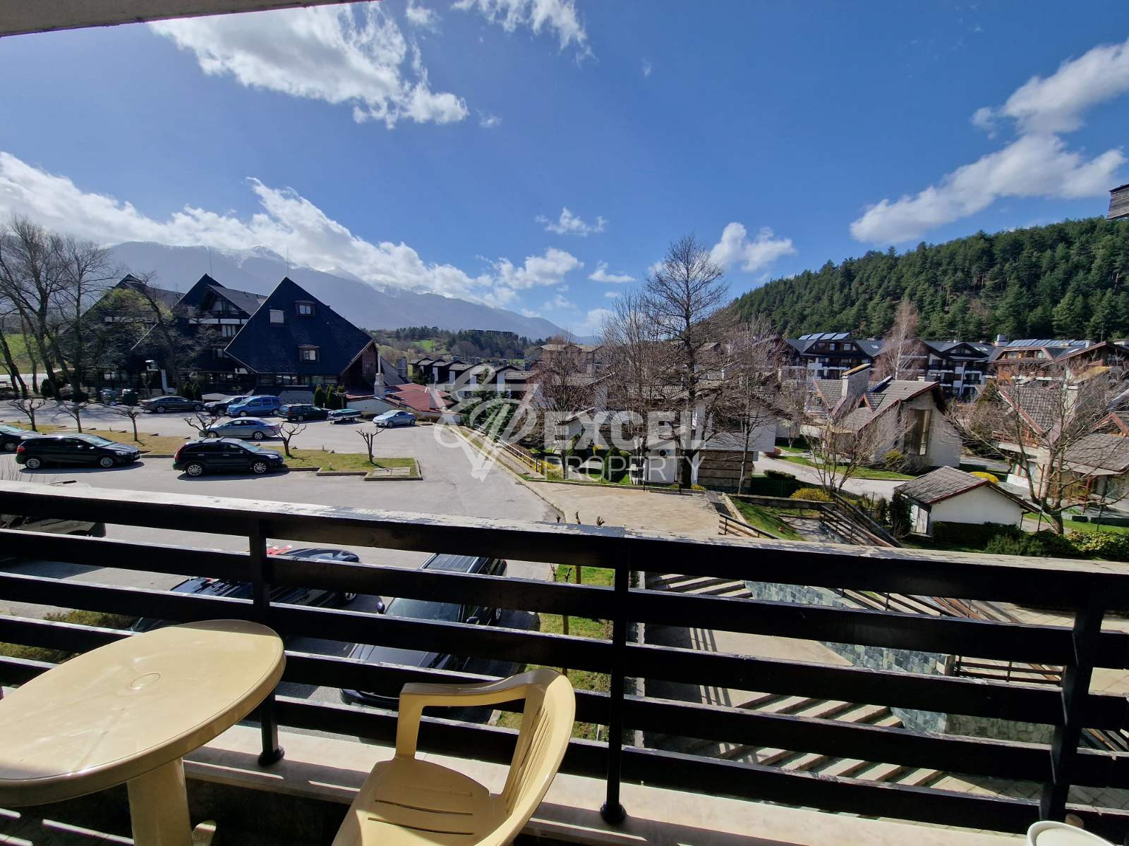 Luxury studio for sale in a year-round complex, Razlog area