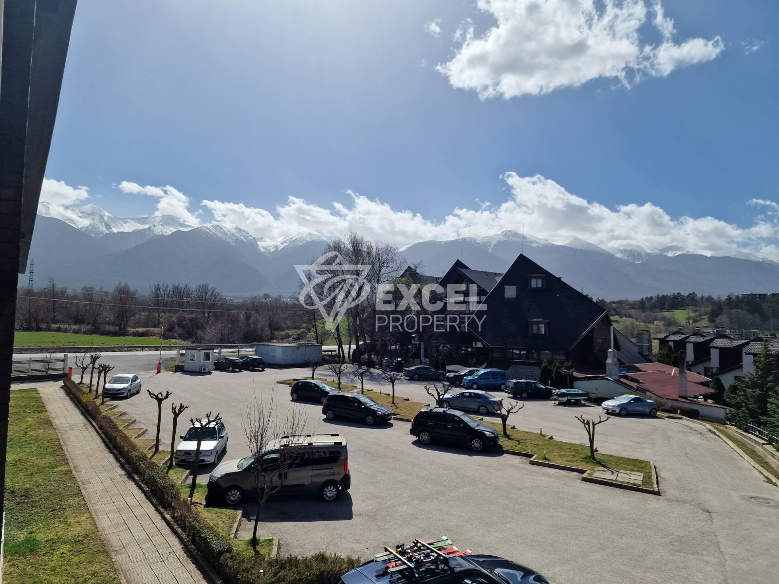 Luxury studio for sale in a year-round complex, Razlog area