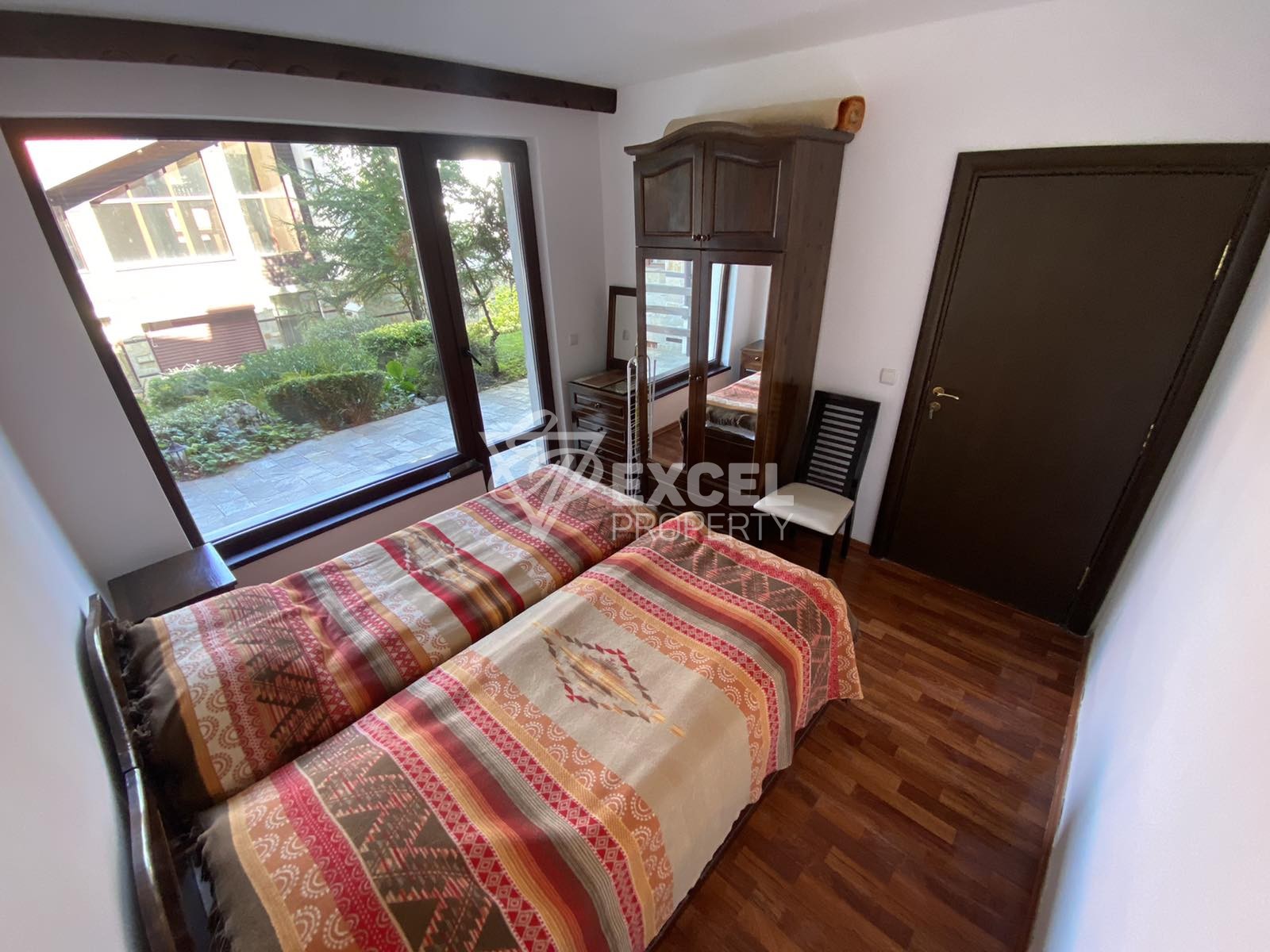 Affordable one-bedroom ground floor apartment in a low maintenance building!