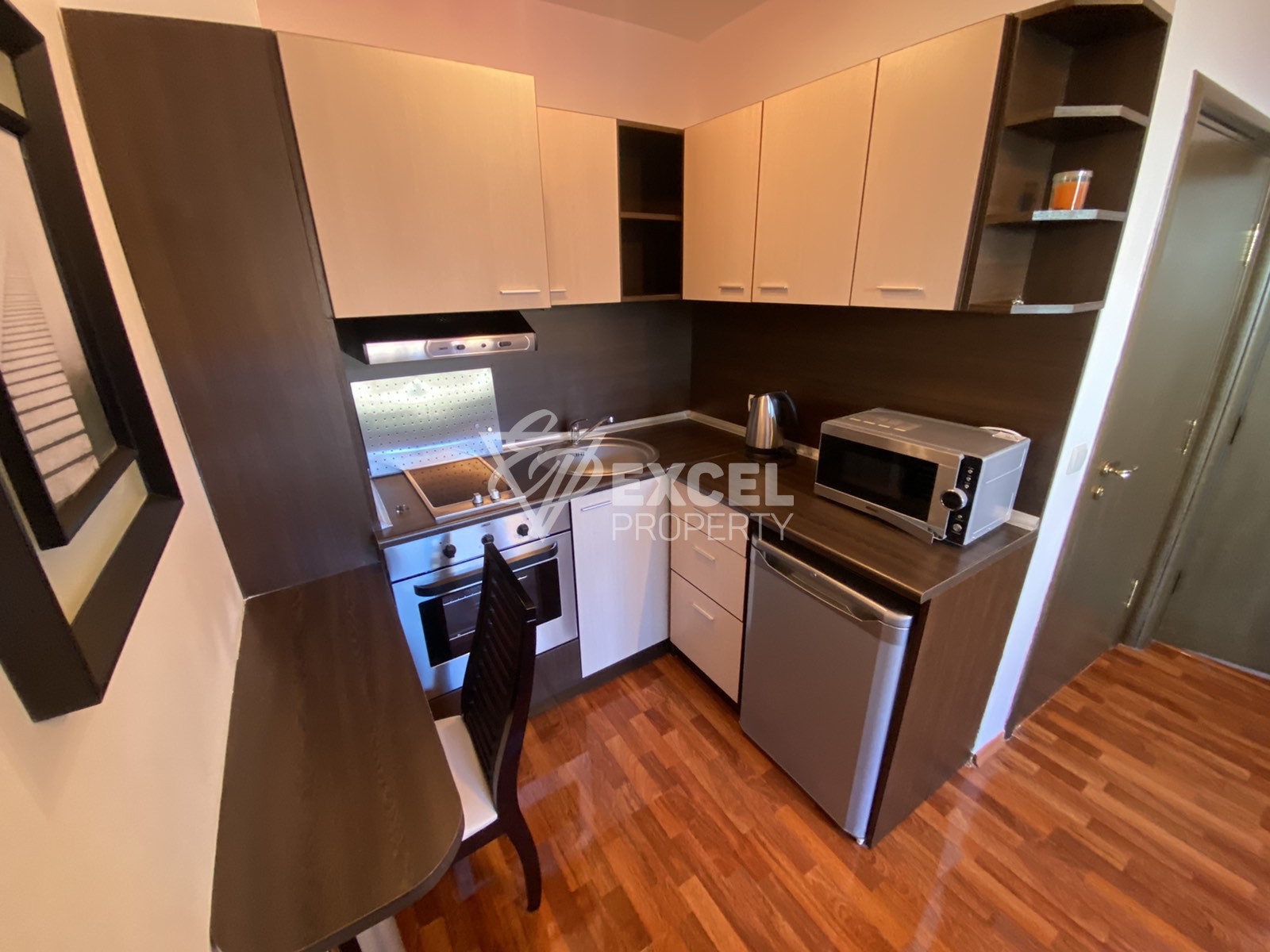 Affordable one-bedroom ground floor apartment in a low maintenance building!