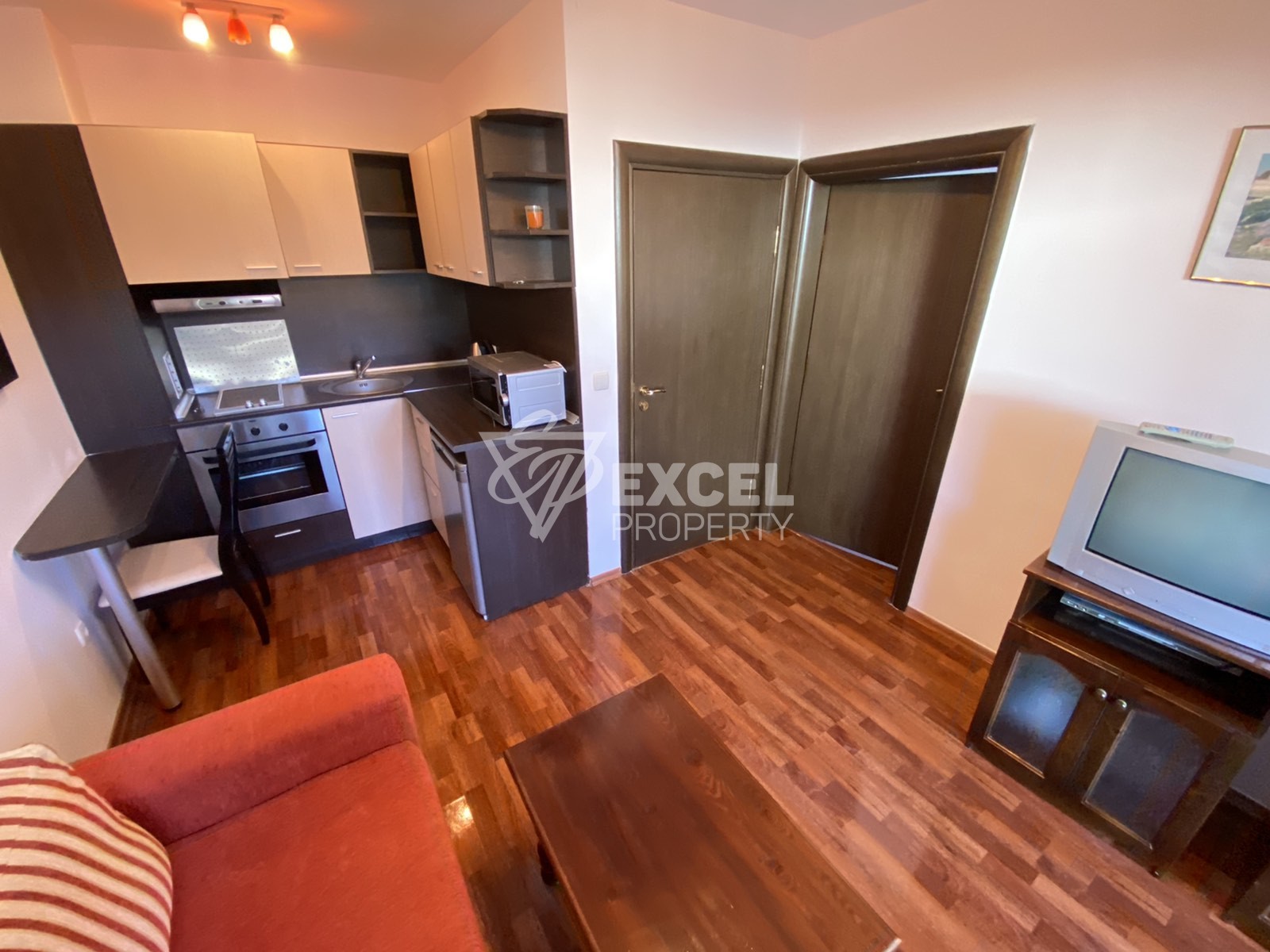 Affordable one-bedroom ground floor apartment in a low maintenance building!