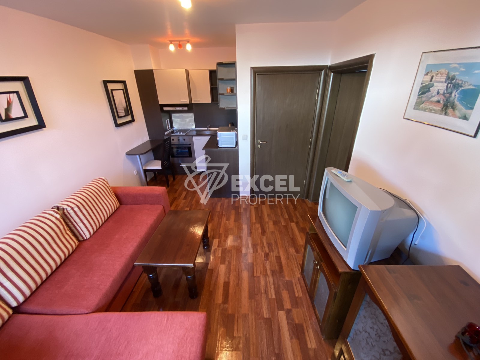Affordable one-bedroom ground floor apartment in a low maintenance building!