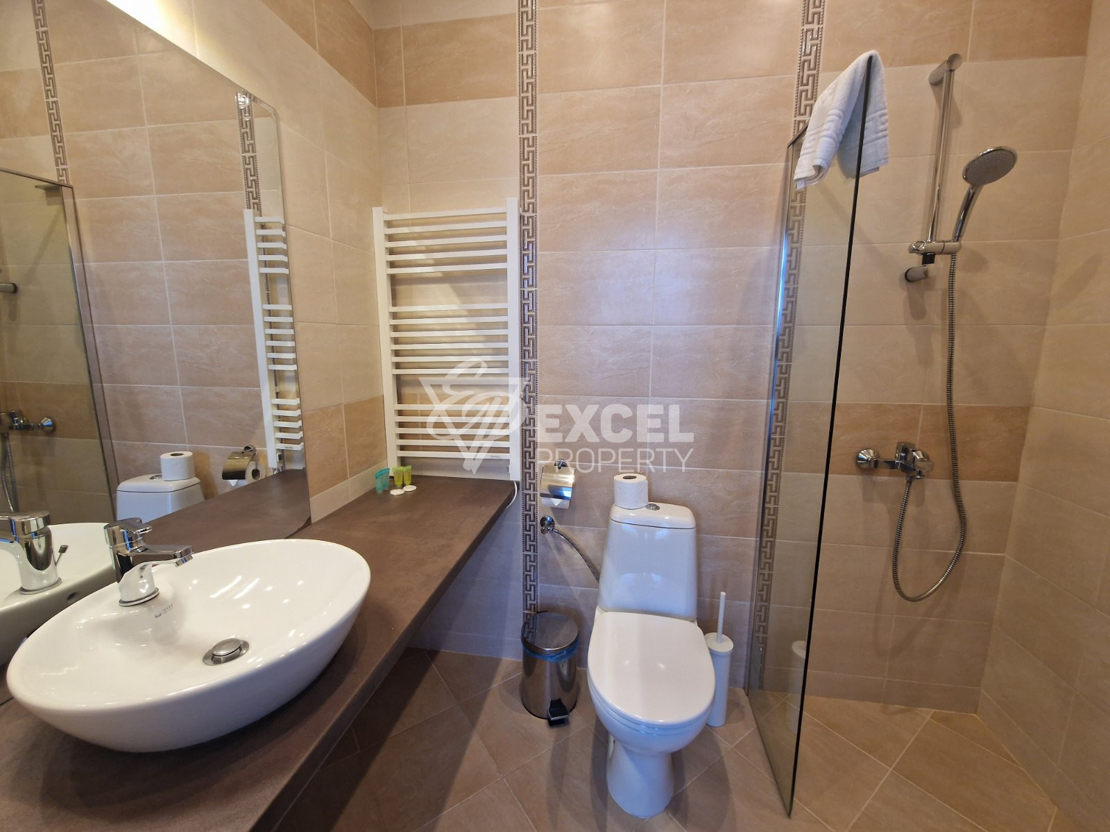 Spacious and sunny three bedroom house for sale in Pirin Golf area