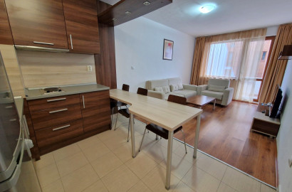 Belvedere Holiday Club: Two bedroom south facing apartment with stunning mountain views
