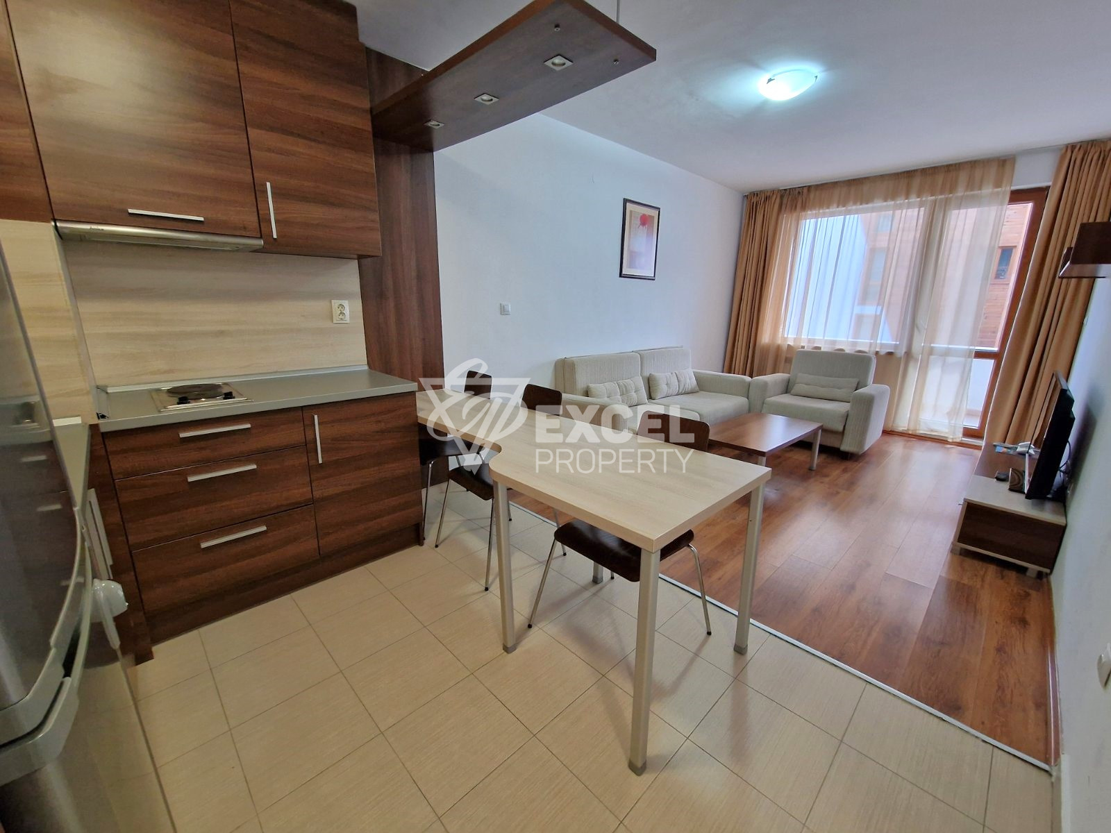 Belvedere Holiday Club: Two bedroom south facing apartment with stunning mountain views