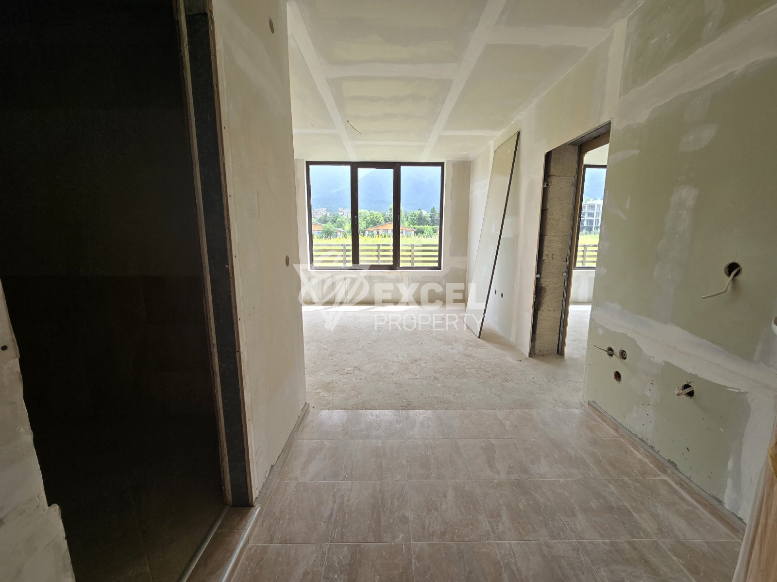 Southern studio for sale with a delightful panoramic view of the Pirin Mountains
