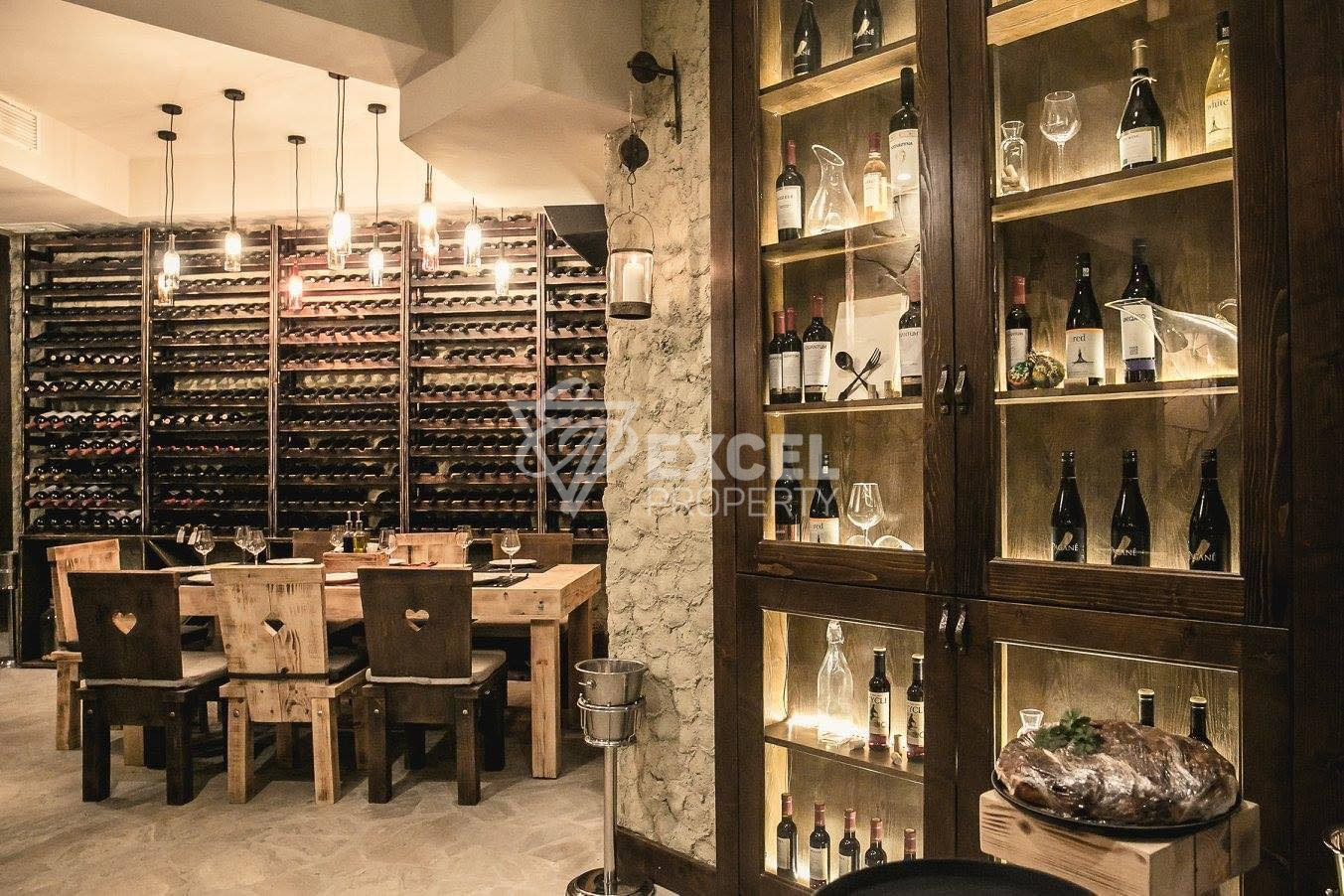 A developed restaurant for sale in the center of Razlog
