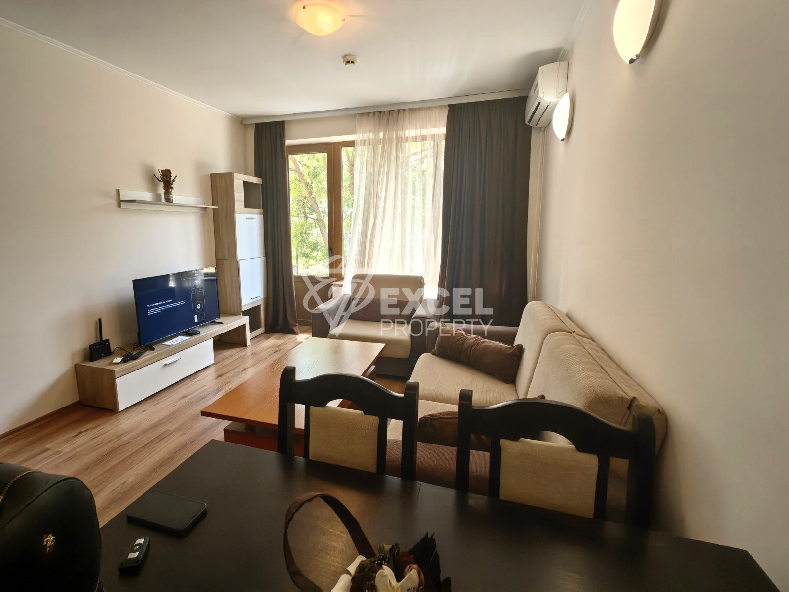 Furnished one-bedroom apartment for rent 80m from the Gondola