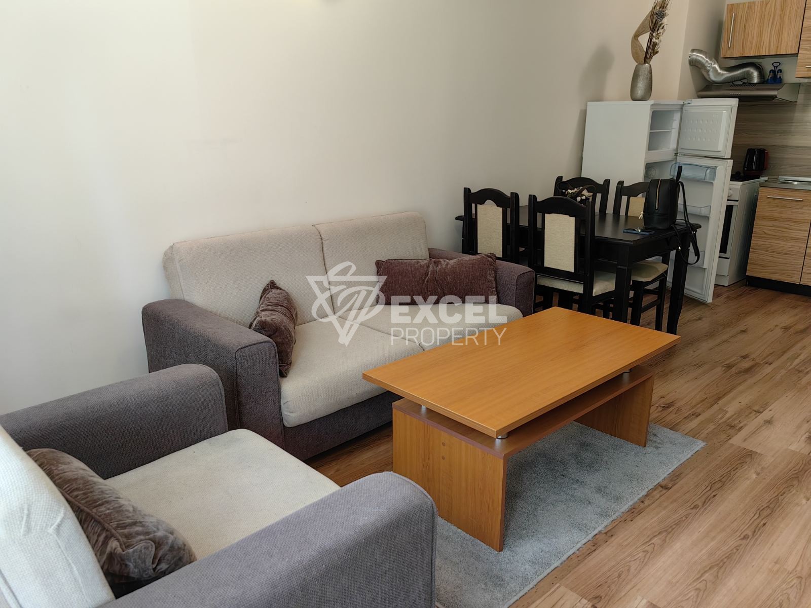 Furnished one-bedroom apartment for rent 80m from the Gondola