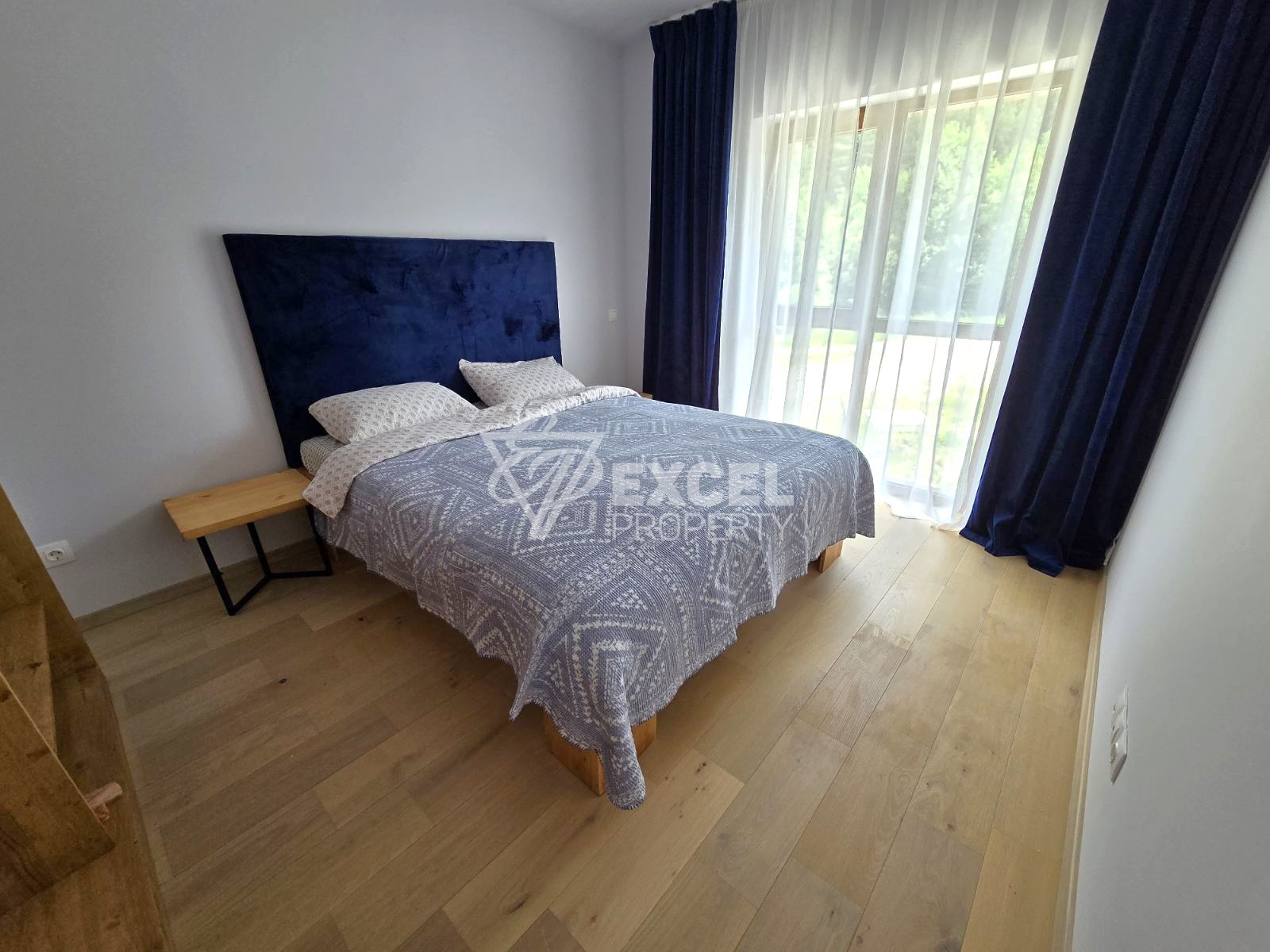 New one bedroom apartment with south exposure in a residential building with a low maintenance fee