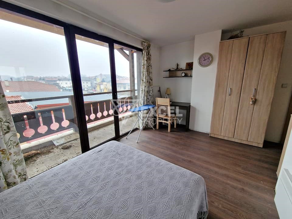No maintenance fee! Southern one-bedroom apartment with its own basement, next to the Billa store in Bansko