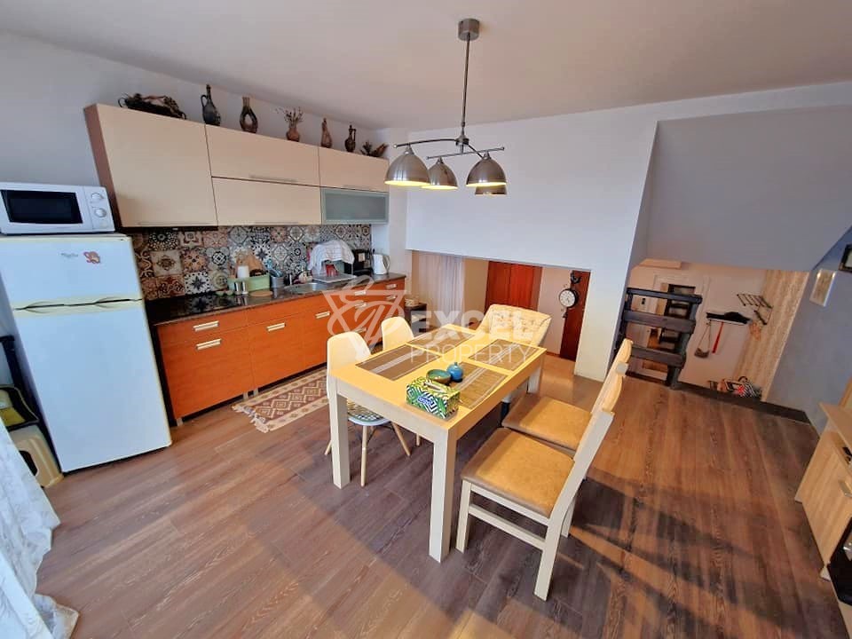 No maintenance fee! Southern one-bedroom apartment with its own basement, next to the Billa store in Bansko