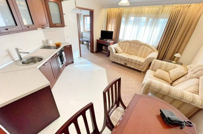 Southeast one-bedroom apartment 200m from the Gondola in Bansko, Downtown complex