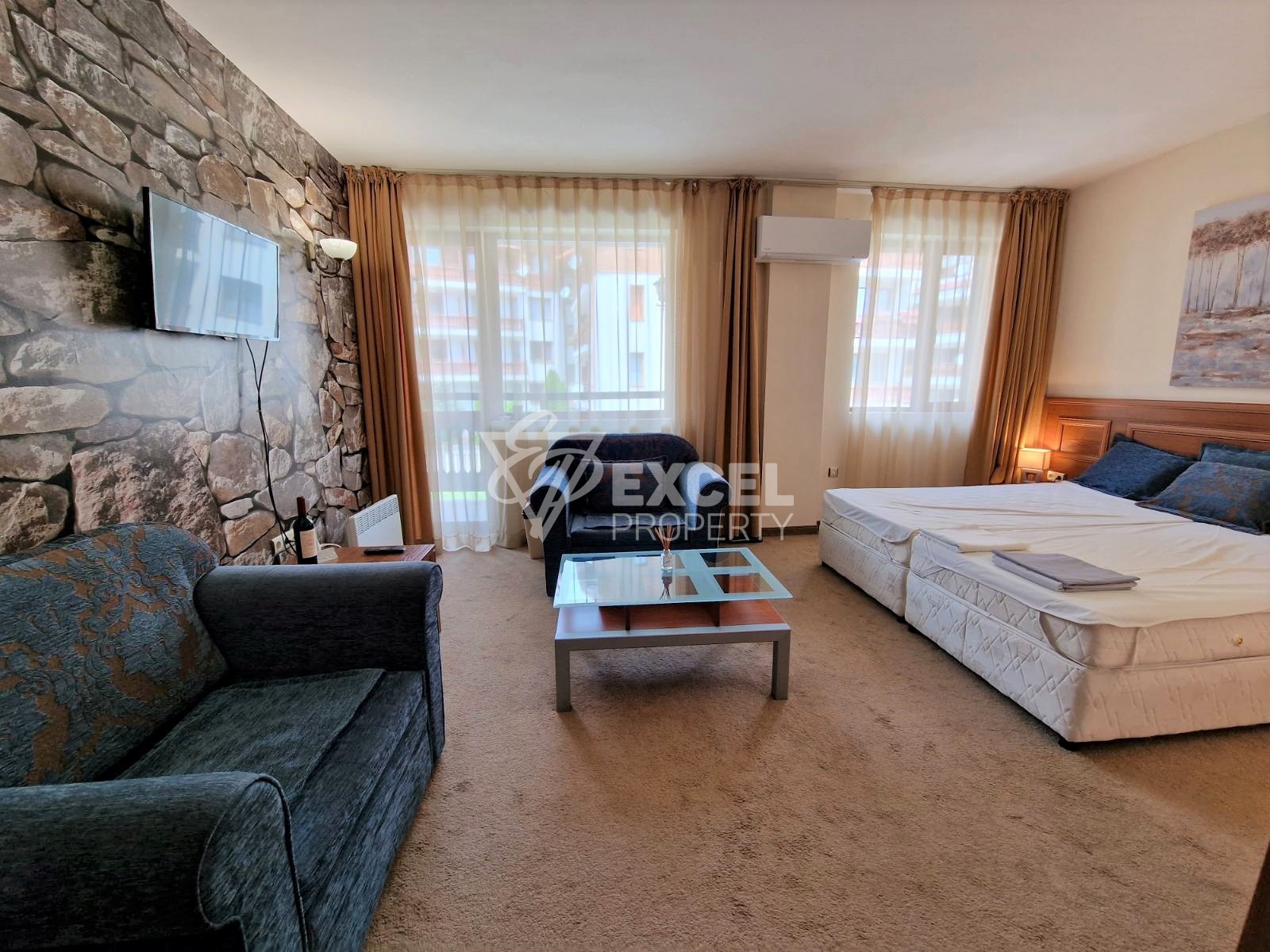For rent: Furnished studio with air conditioning and terrace in Bansko, next to Kempinski