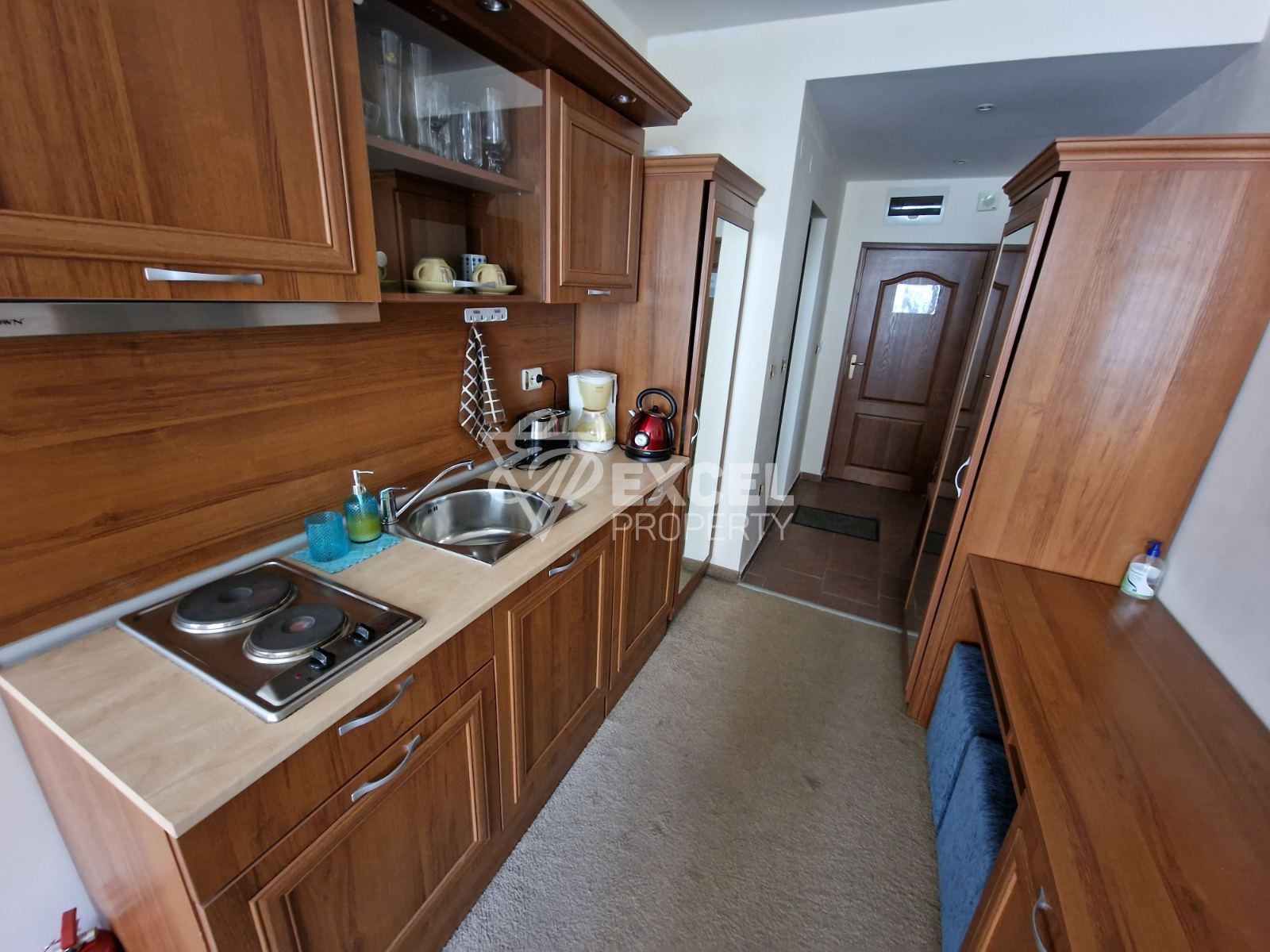 For rent: Furnished studio with air conditioning and terrace in Bansko, next to Kempinski