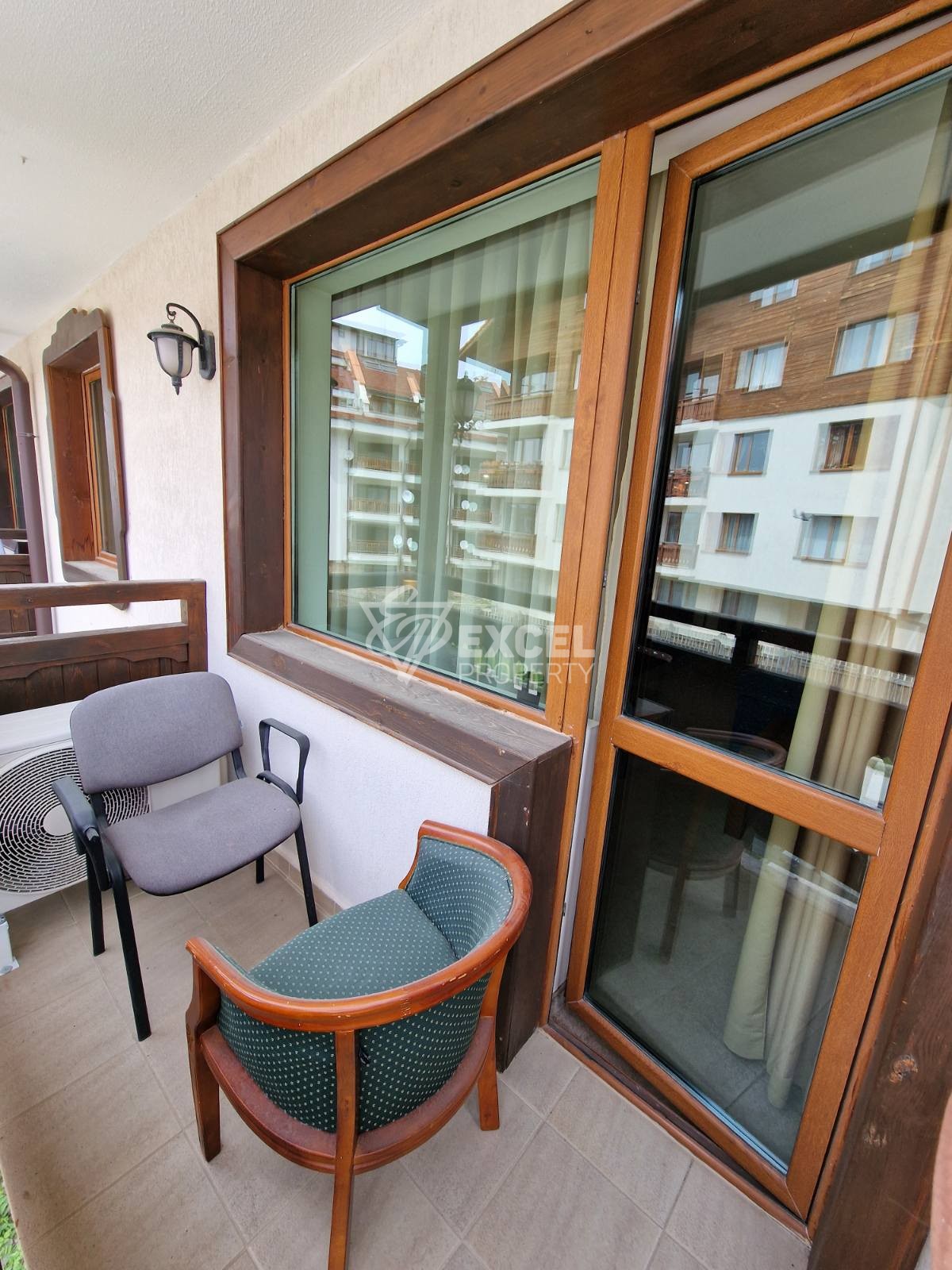 For rent: Furnished studio with air conditioning and terrace in Bansko, next to Kempinski
