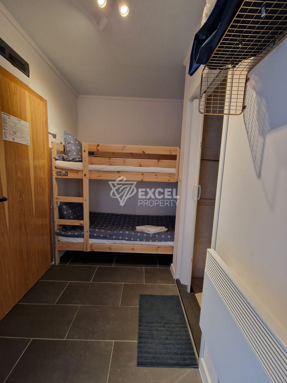 Modern furnished studio for sale, just 100m from Flash, Bansko