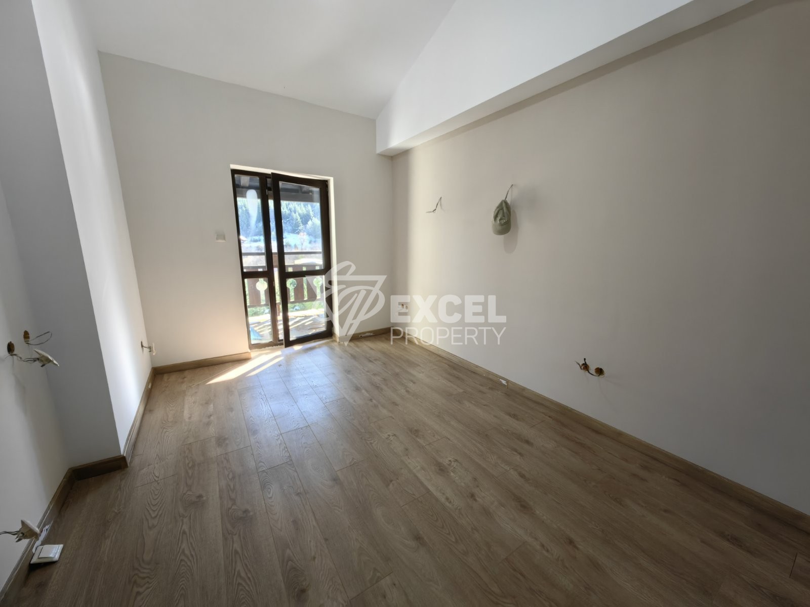 Two-bedroom apartment for sale in a low-tax building with an amazing Pirin panorama