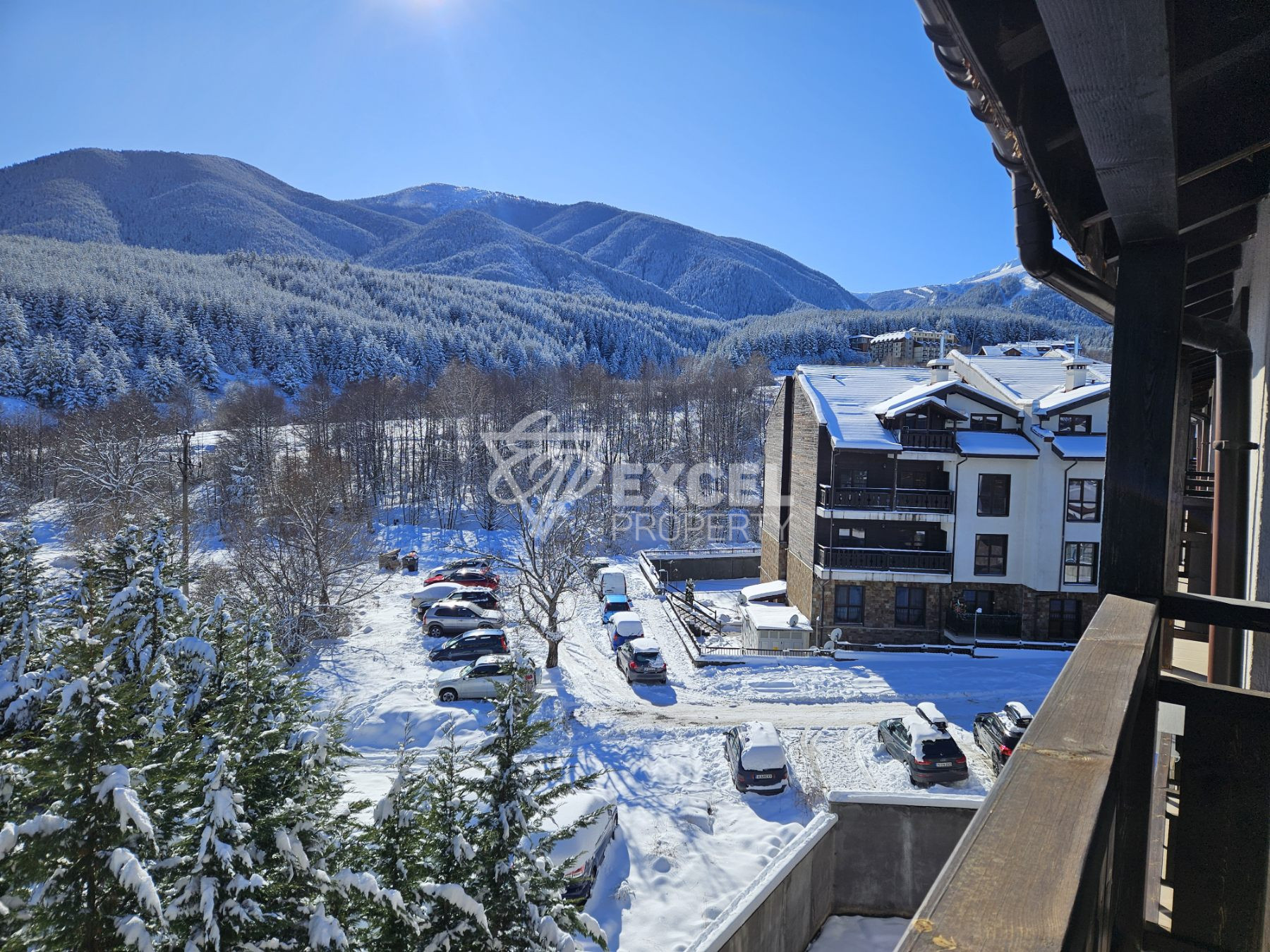 Two-bedroom apartment for sale in a low-tax building with an amazing Pirin panorama