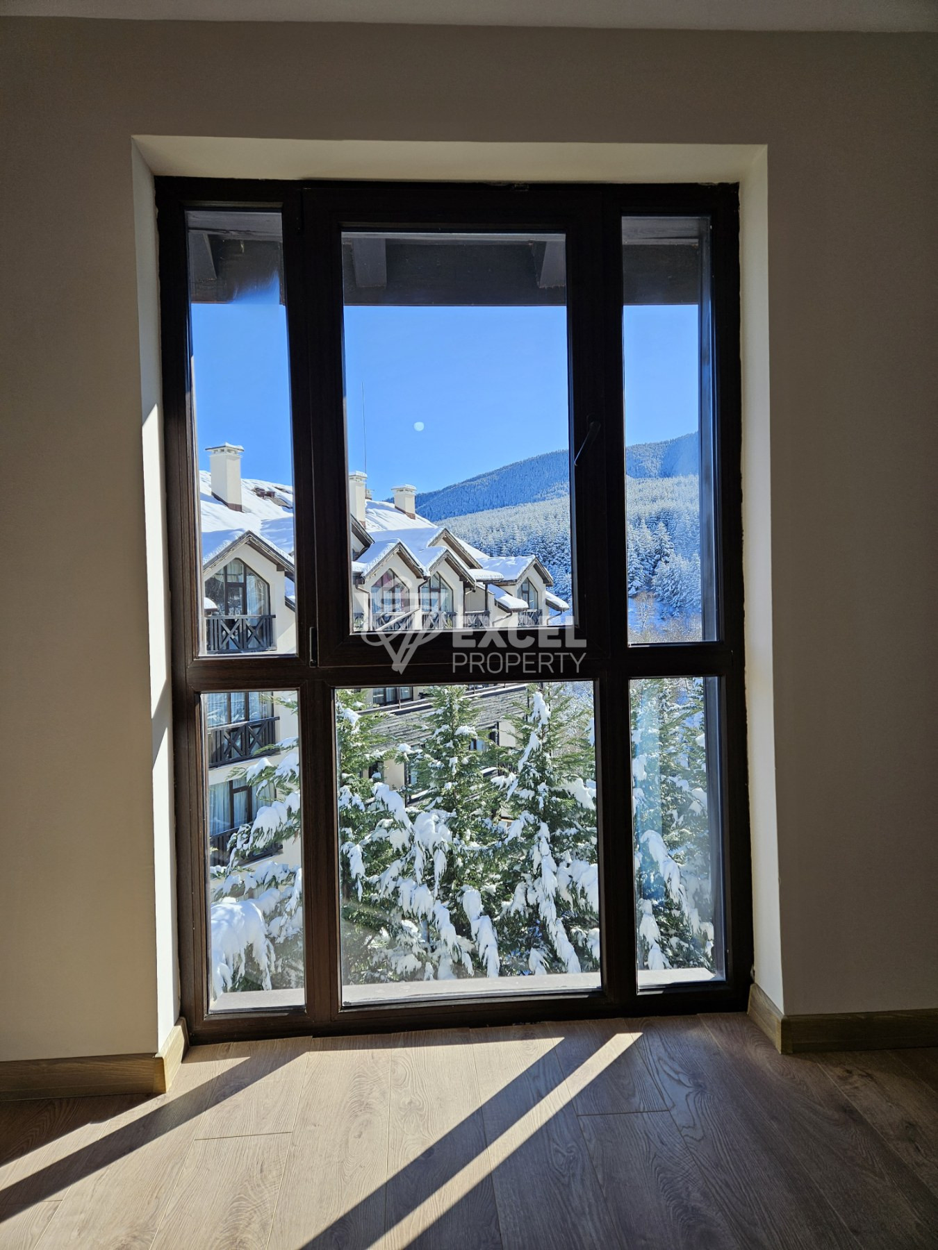 Two-bedroom apartment for sale in a low-tax building with an amazing Pirin panorama