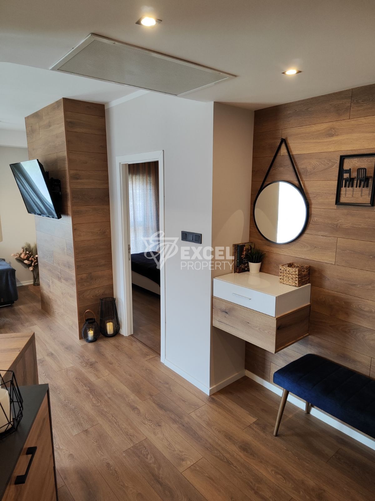 Elegantly furnished two-bedroom apartment with a low maintenance fee