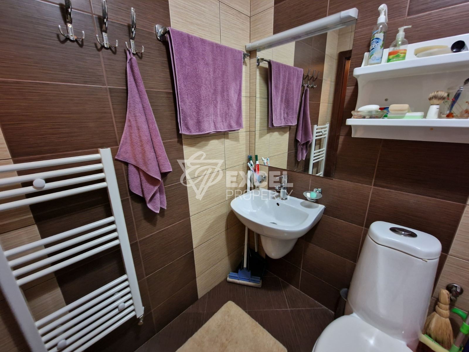 Southern one-bedroom apartment for sale in the hotel part of Green life, Bansko