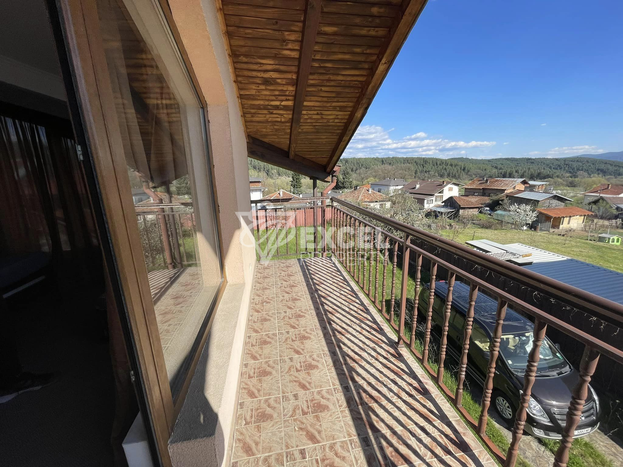 Two-story house with fireplace for sale near Razlog and Bansko