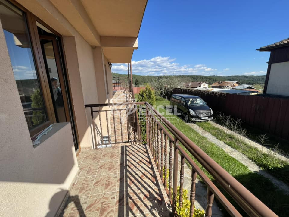 Two-story house with fireplace for sale near Razlog and Bansko