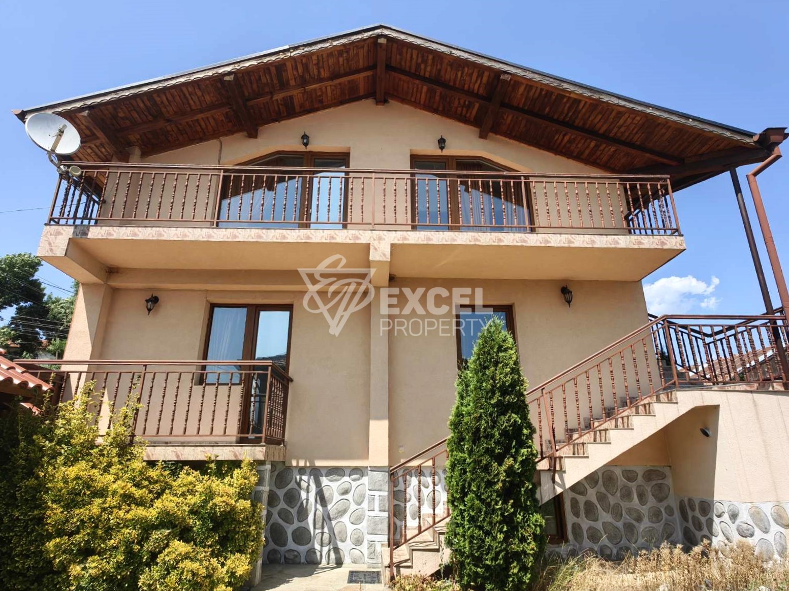 Two-story house with fireplace for sale near Razlog and Bansko