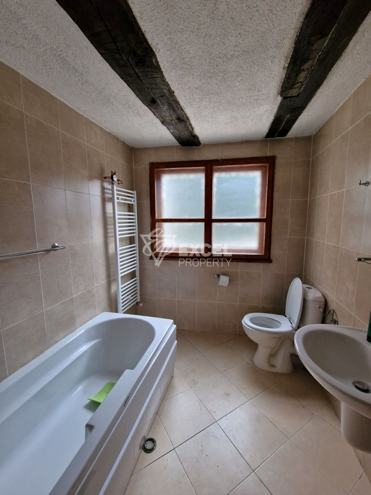 Authentic two-storey house for sale in the old part of Bansko, 200m from the Church of the Holy Trinity