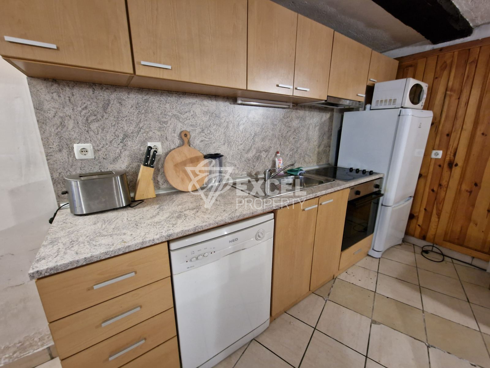 Authentic two-storey house for sale in the old part of Bansko, 200m from the Church of the Holy Trinity