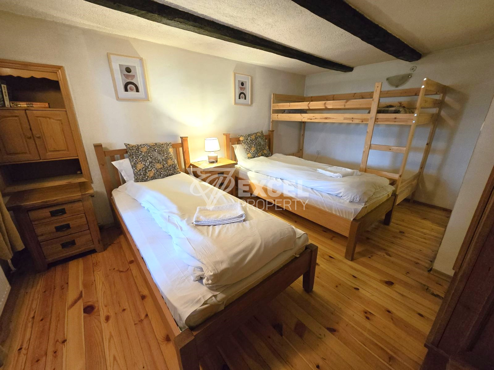 Authentic two-storey house for sale in the old part of Bansko, 200m from the Church of the Holy Trinity