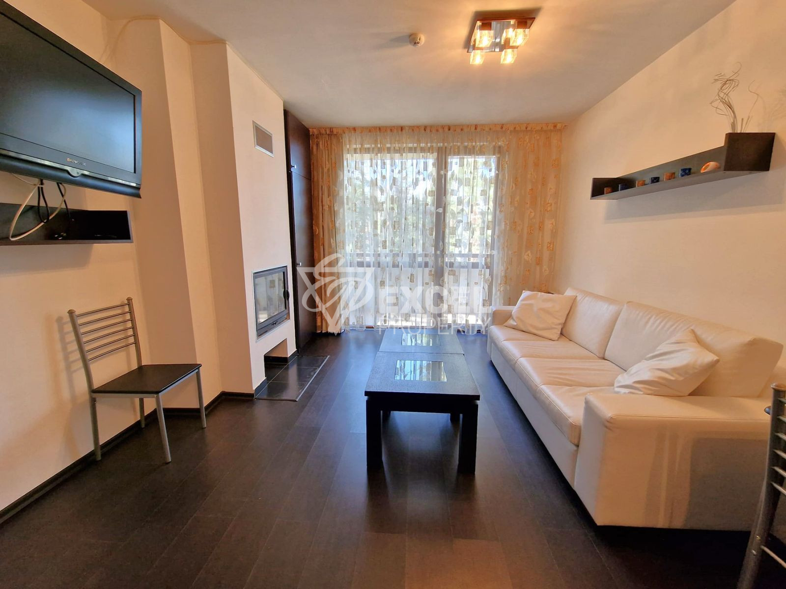 One-bedroom apartment for sale 100m from the ski road! Residential building with a low maintenance fee!