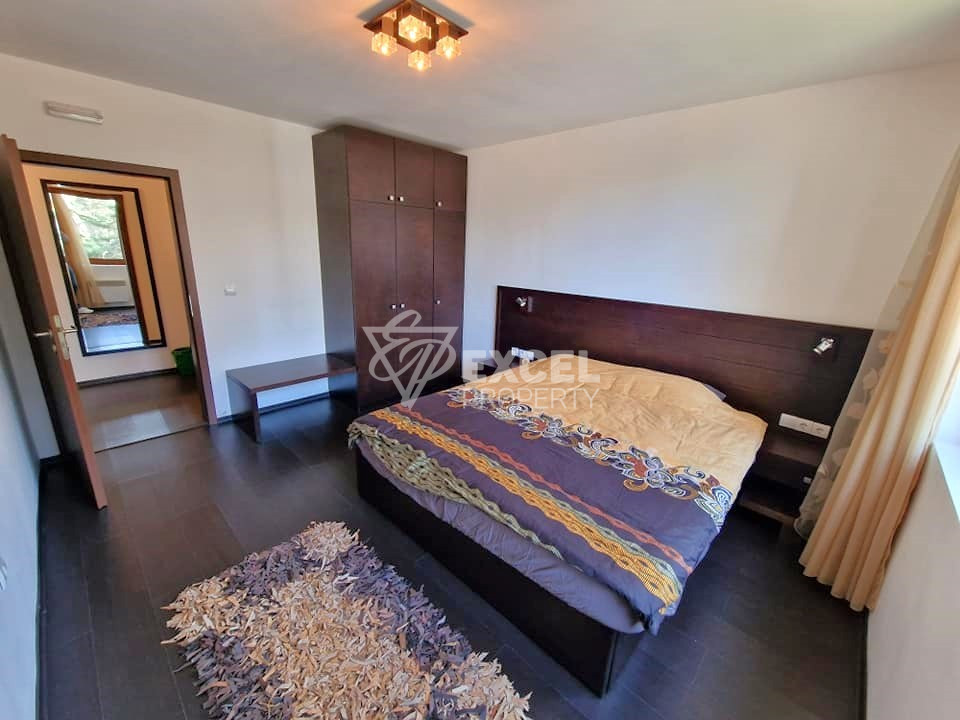 One-bedroom apartment for sale 100m from the ski road! Residential building with a low maintenance fee!