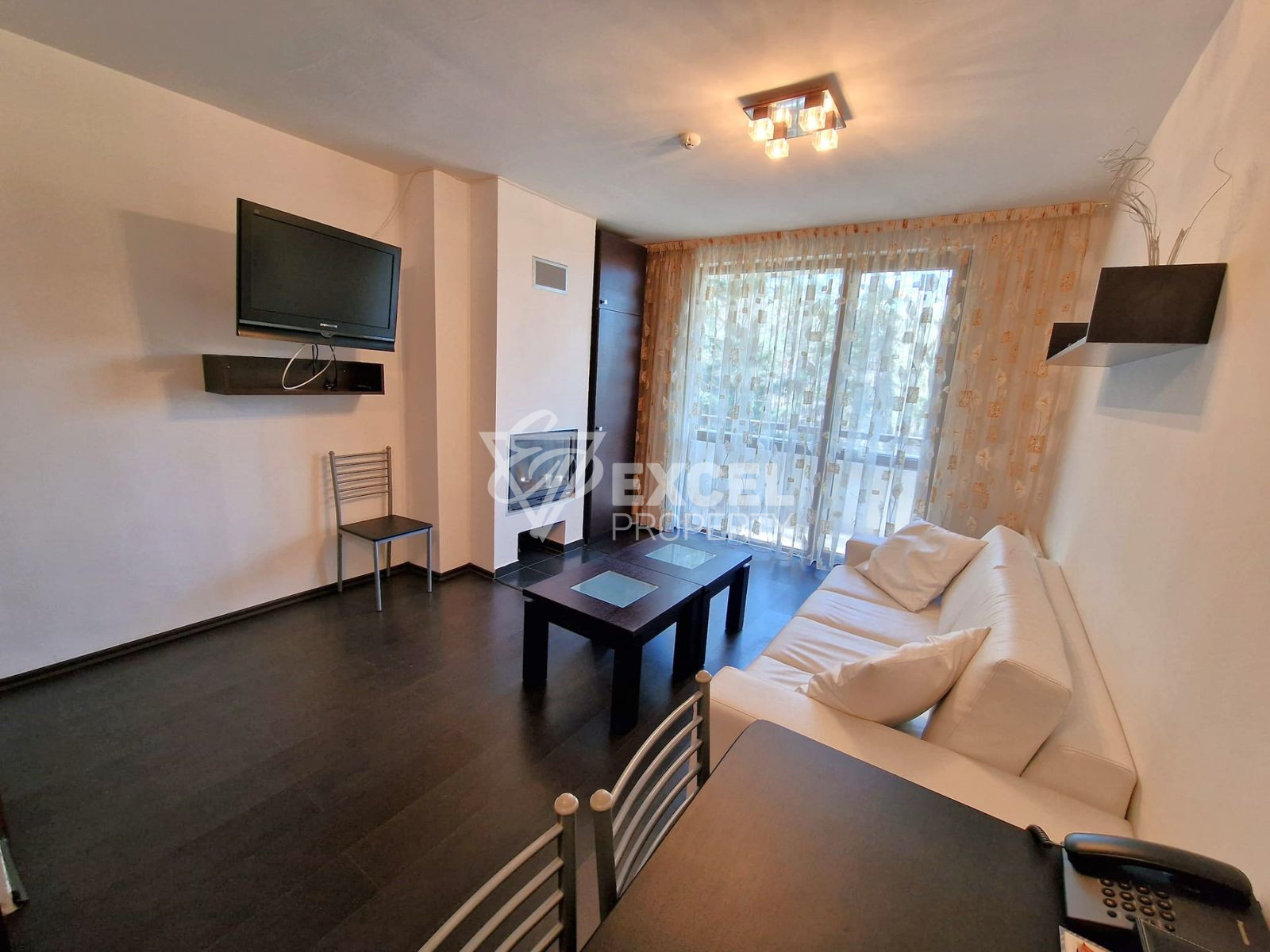 One-bedroom apartment for sale 100m from the ski road! Residential building with a low maintenance fee!