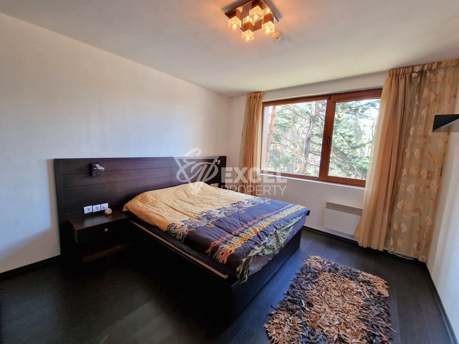 One-bedroom apartment for sale 100m from the ski road! Residential building with a low maintenance fee!