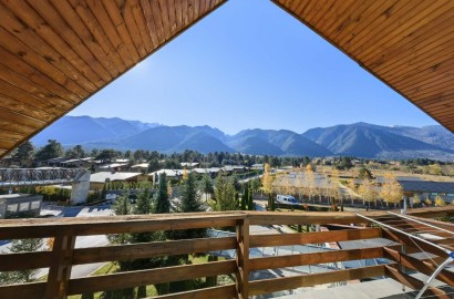 Two-bedroom penthouse with an amazing view of the Pirin mountain and the golf course