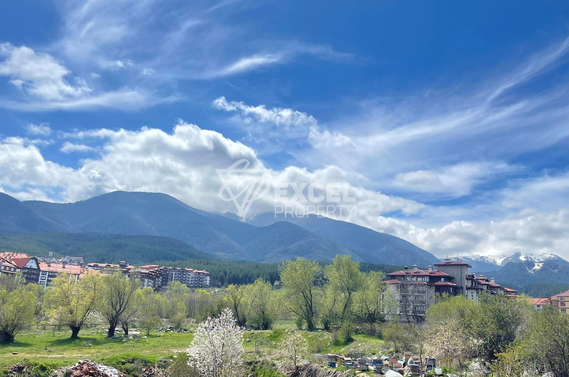 Two-bedroom apartment for sale in a new residential building, Bansko