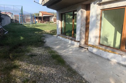 Office premises for sale near playgrounds, Razlog