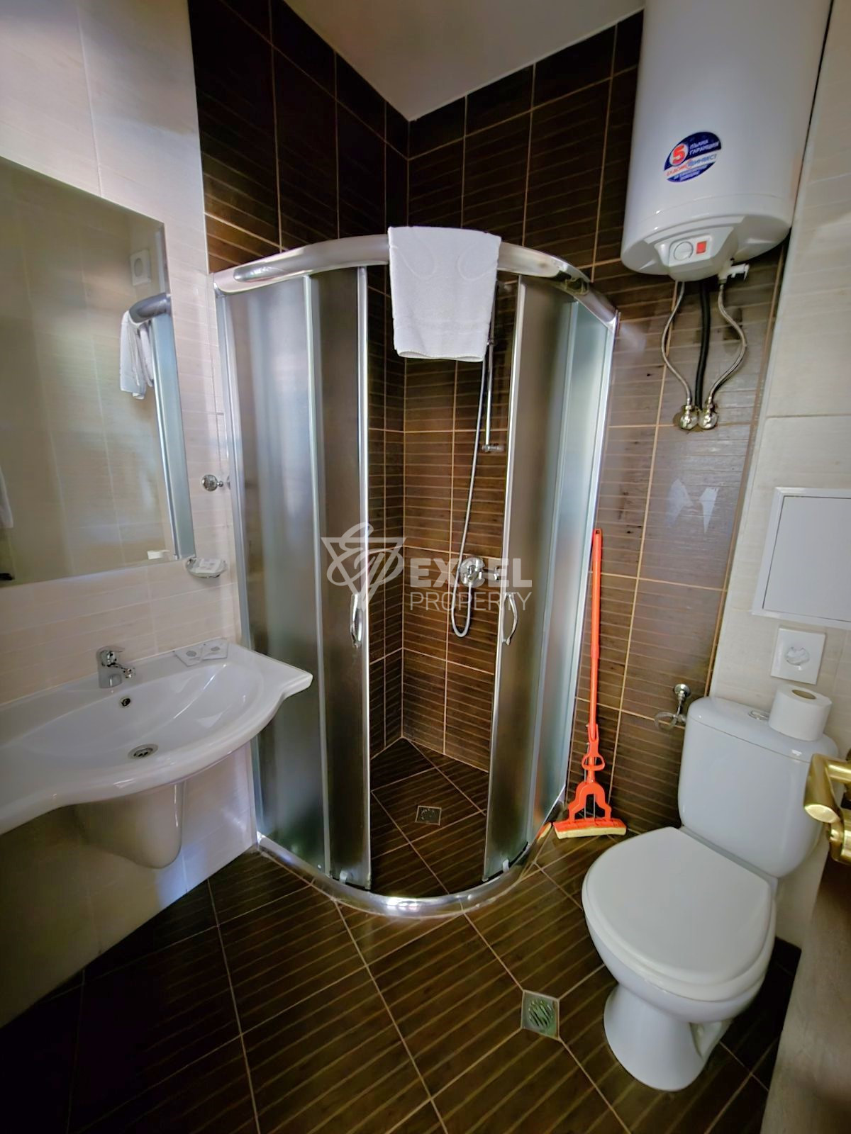 Furnished studio for sale in a complex with mineral water, Bansko!