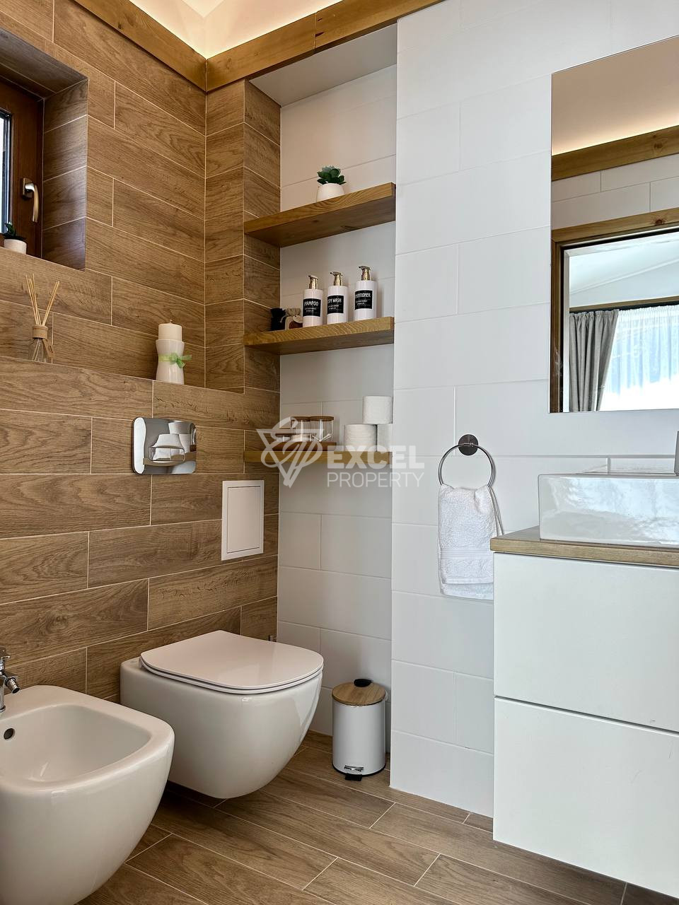 Alpine idyll: One-story two bedroom house with office for sale, close to Pirin Golf